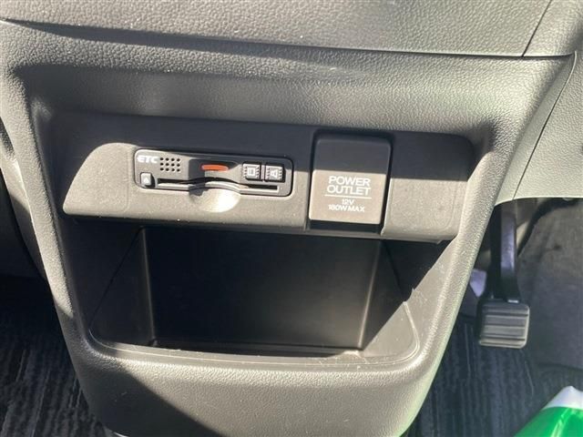 Honda N BOX CUSTOM 2017-03 2063-14