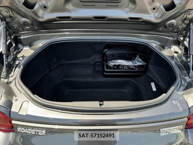 Mazda ROADSTER 2022-01 284356-19
