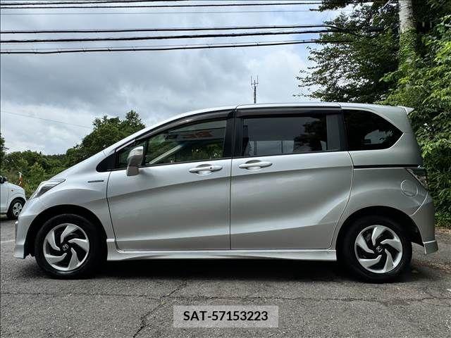 Honda FREED HYBRID 2015-06 303989-5