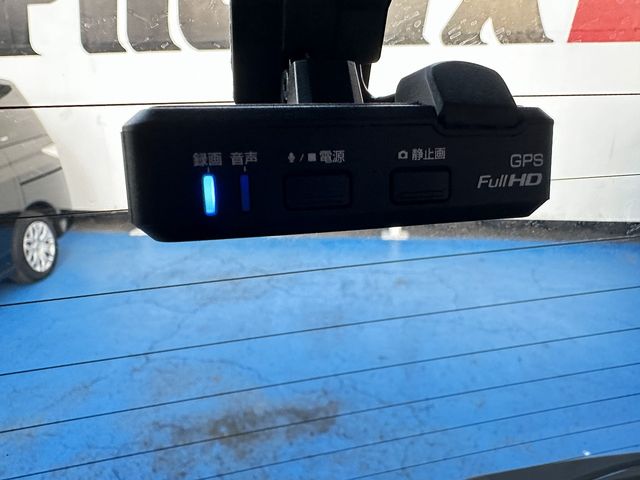Nissan SERENA 2019-09 15121-28