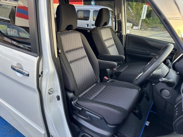Nissan SERENA 2019-09 15121-13