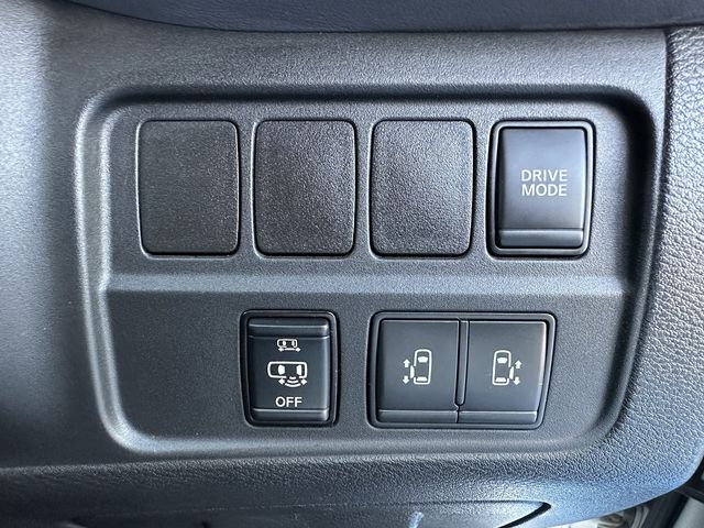 Nissan SERENA 2019-09 15121-19