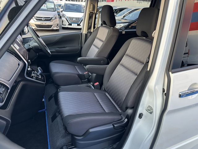Nissan SERENA 2019-09 15121-14
