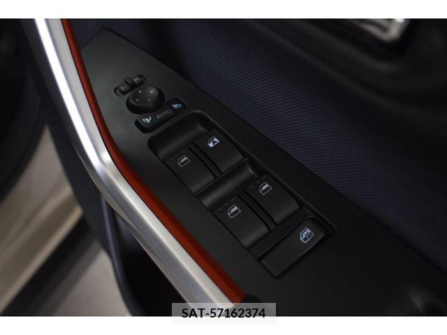 Toyota RAIZE 2021-11 213767-9