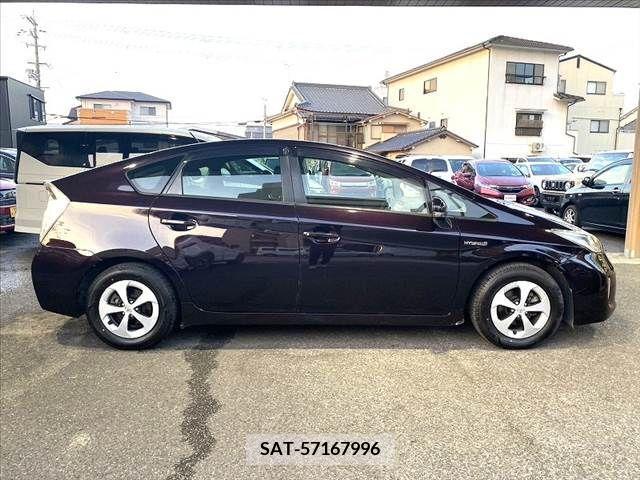 Toyota PRIUS 2012-02 256952-9