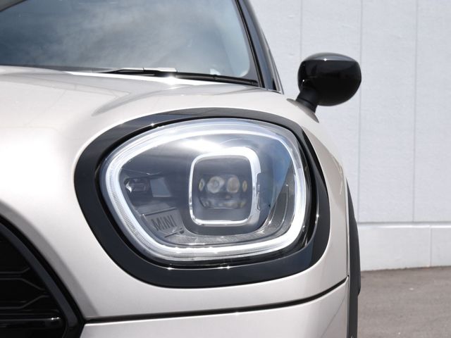 Bmw MINI 2023-02 6046-3