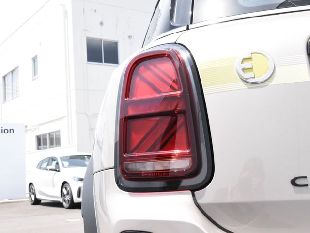 Bmw MINI 2023-02 6046-2