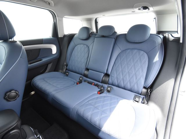 Bmw MINI 2023-02 6046-19