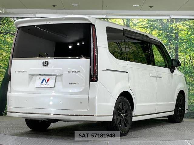 Honda e 2023-01 380080-17
