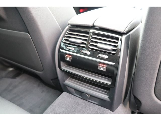 Bmw 5 SERIES 2018-05 8411-25
