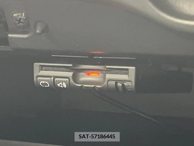 Nissan NOTE 2017-01 214317-5