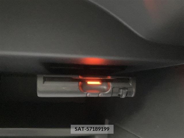 Nissan NOTE 2018-10 206572-6