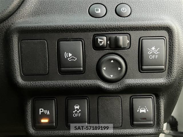 Nissan NOTE 2018-10 206572-5