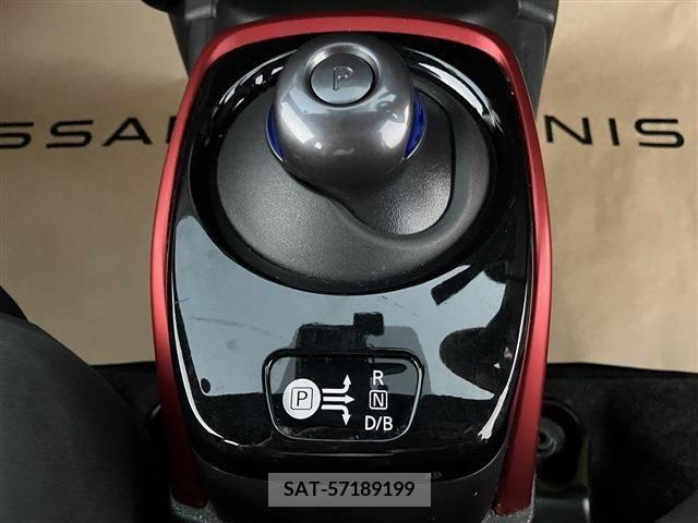 Nissan NOTE 2018-10 206572-4