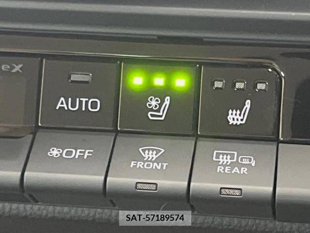 Toyota CROWN 2023-10 333391-6