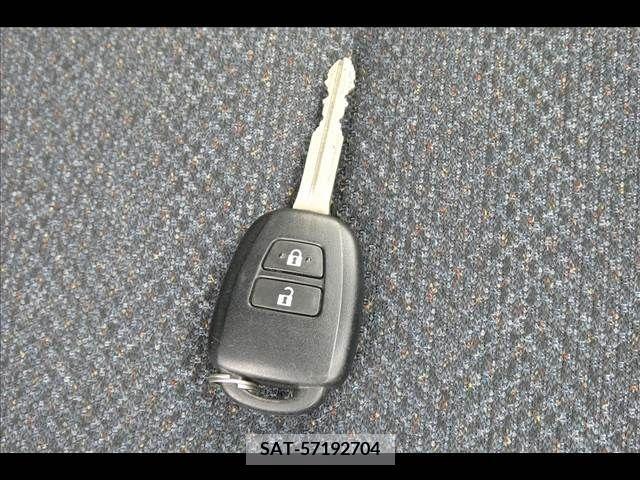 Toyota SIENTA 2017-04 314656-4