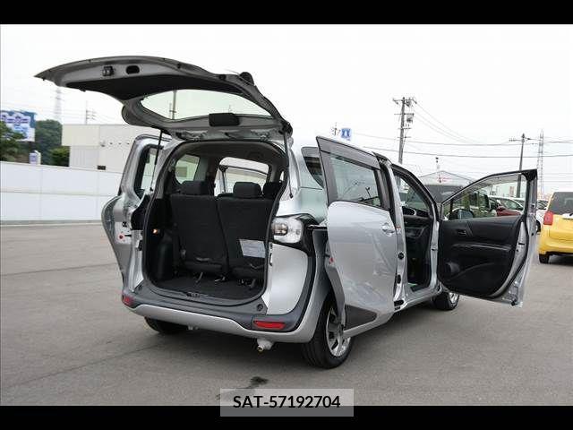 Toyota SIENTA 2017-04 314656-19
