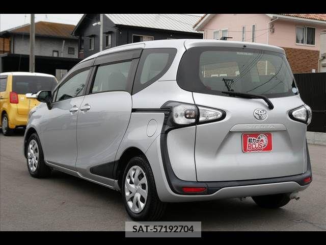 Toyota SIENTA 2017-04 314656-17
