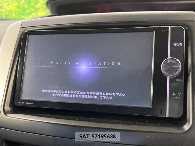 Toyota NOAH 2013-10 321362-2