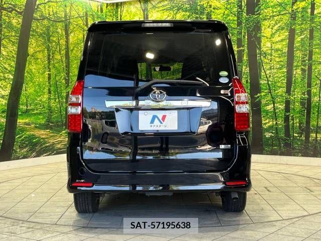 Toyota NOAH 2013-10 321362-16