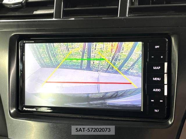 Toyota PRIUS ALPHA 2014-02 322167-3