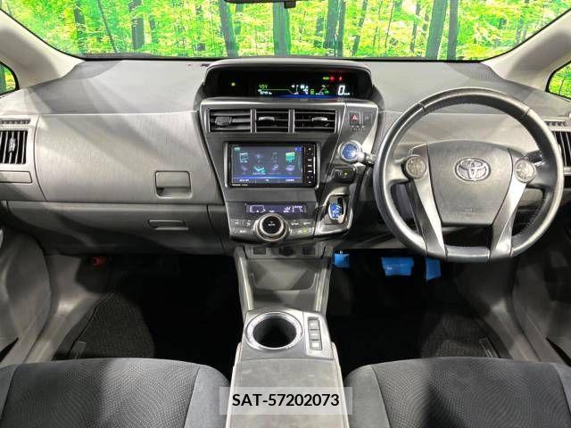Toyota PRIUS ALPHA 2014-02 322167-1