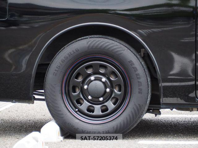 Nissan NV350 Caravan 2015-09 378504-6
