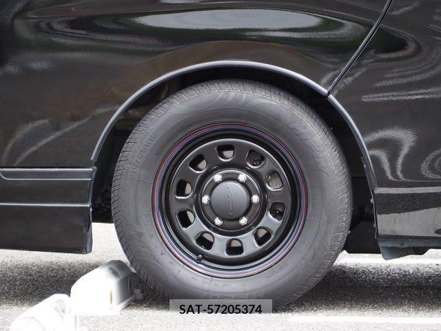 Nissan NV350 Caravan 2015-09 378504-9