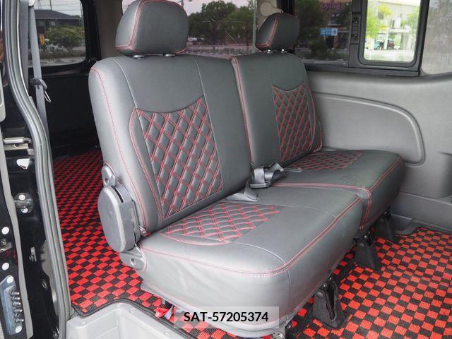 Nissan NV350 Caravan 2015-09 378504-18