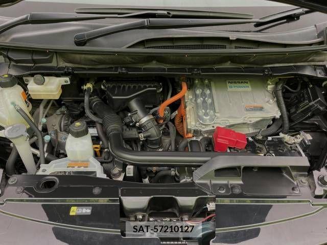 Nissan SERENA 2021-12 393886-19