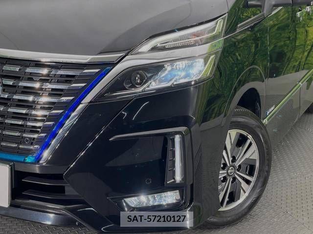 Nissan SERENA 2021-12 393886-13