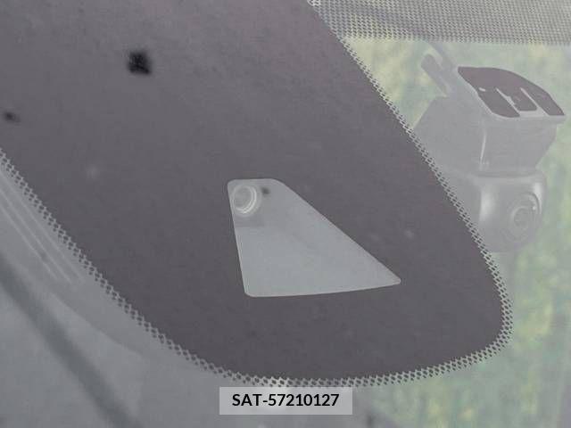 Nissan SERENA 2021-12 393886-3