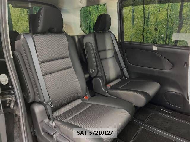 Nissan SERENA 2021-12 393886-9