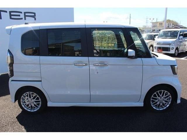 Honda N BOX 2021-01 9859-2