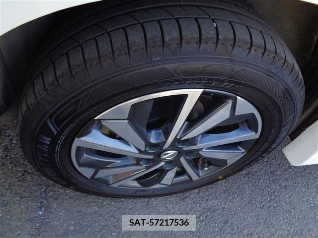 Nissan SERENA 2020-08 249578-6