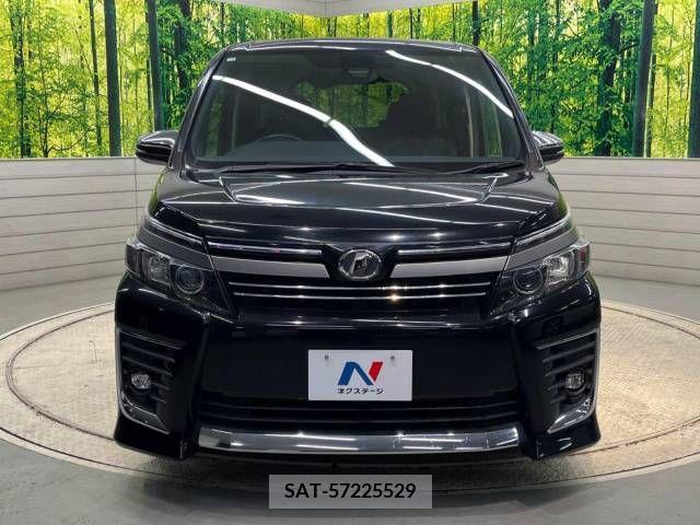 Toyota VOXY 2016-12 211498-15