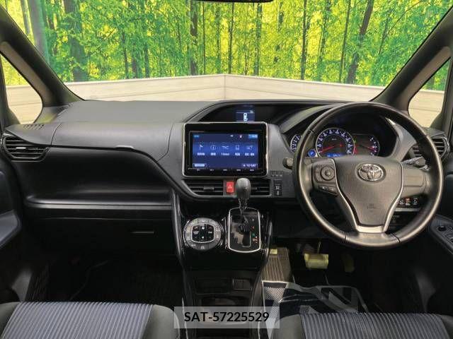Toyota VOXY 2016-12 211498-1
