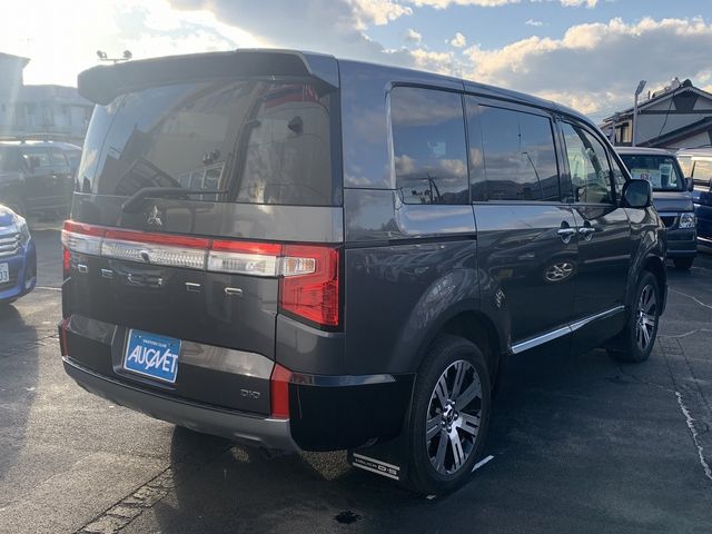 Mitsubishi DELICA D5 2021-01 195120-3