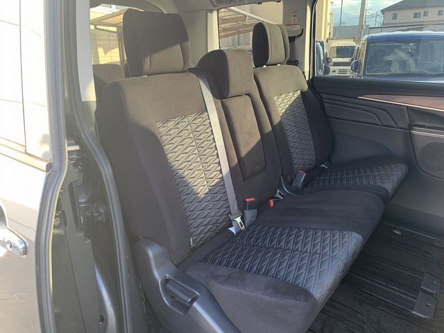 Mitsubishi DELICA D5 2021-01 195120-7