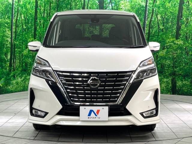 Nissan SERENA 2021-11 183704-14