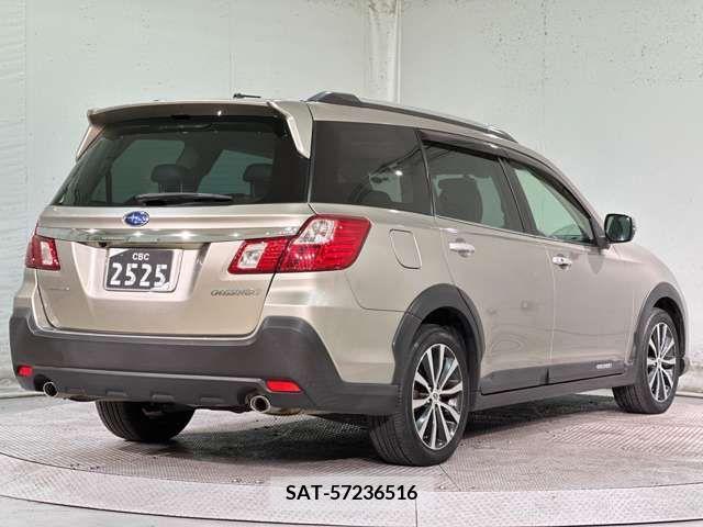 Subaru EXIGA CROSSOVER 2015-11 236228-8