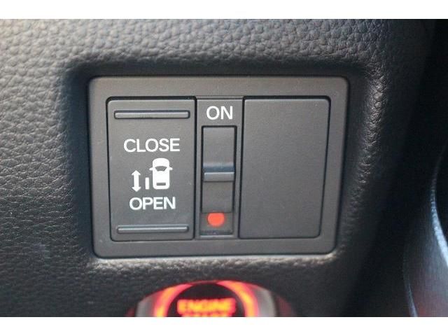 Honda N BOX CUSTOM 2017-11 9860-4