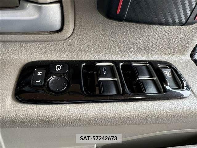 Suzuki EVERY WAGON 2010-09 325447-25