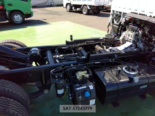 Mitsubishi CANTER 2023-06 252092-5