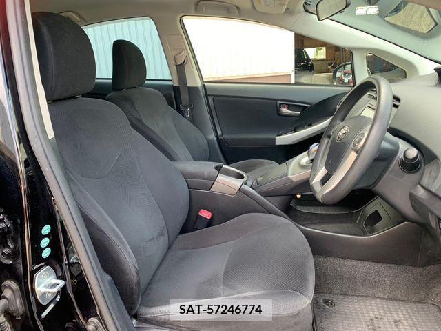 Toyota PRIUS 2012-08 327444-6