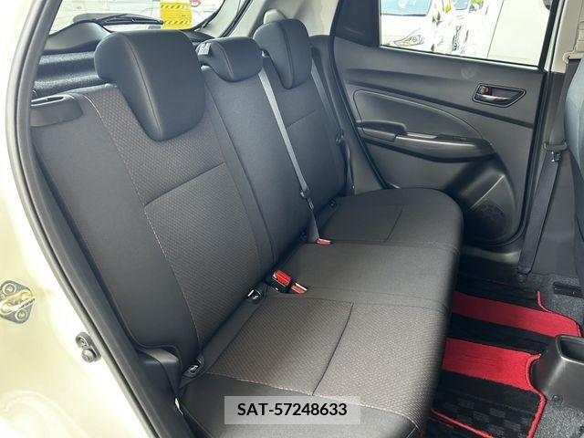 Suzuki SWIFT 2022-12 235304-12