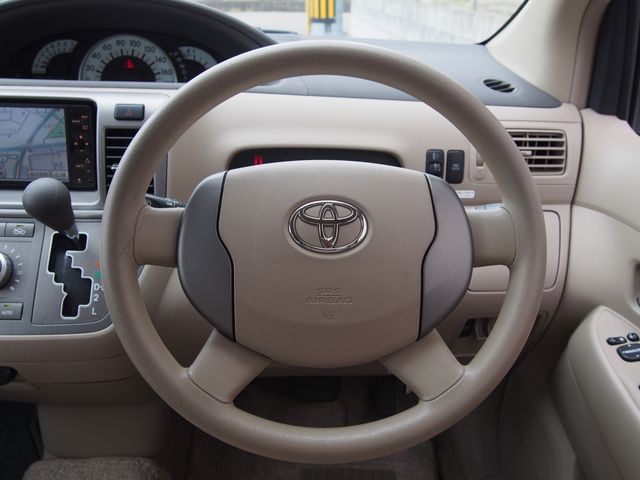Toyota RAUM 2011-03 4506-11