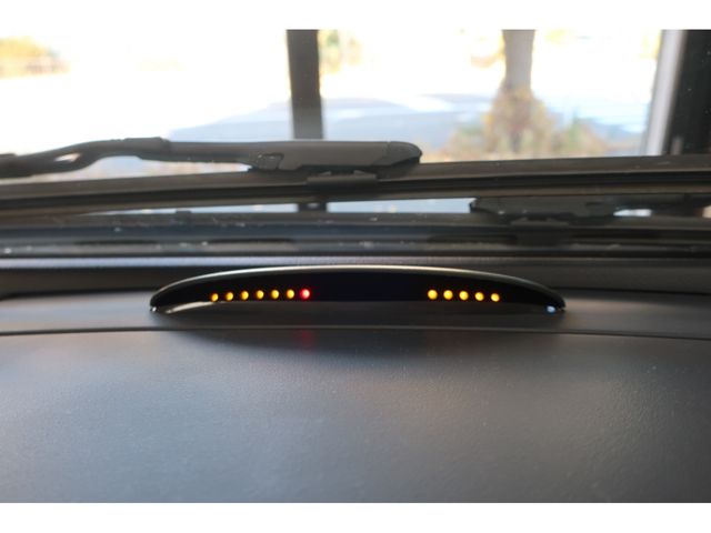 Mercedes Benz V-CLASS 2013-09 28649-16