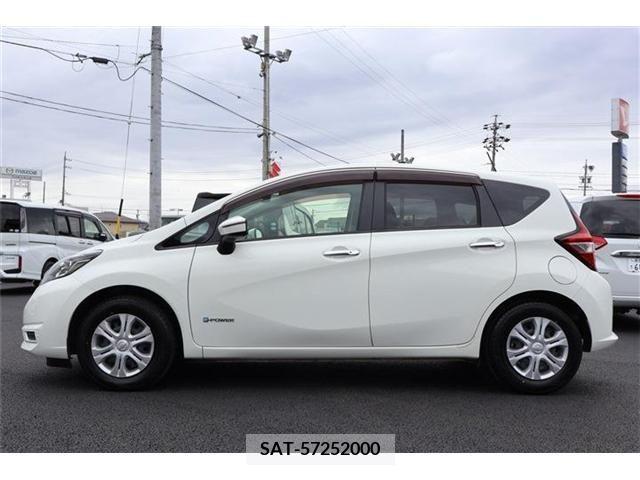 Nissan NOTE 2017-03 279884-23