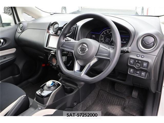 Nissan NOTE 2017-03 279884-5